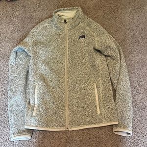 Never worn Patagonia zip up girls xxl, womens s-m